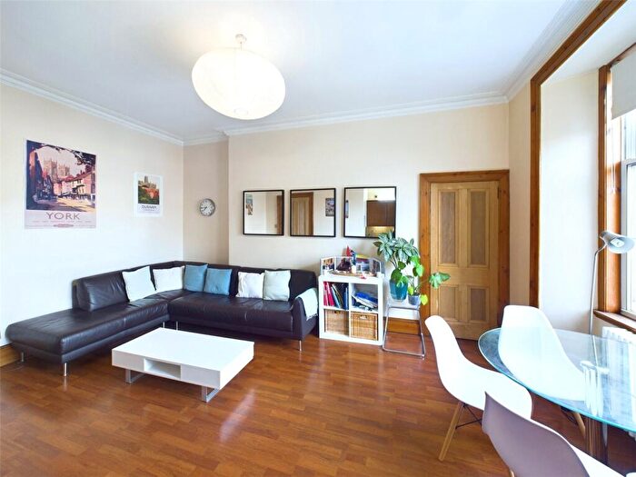 1 Bedroom Apartment To Rent In St Leonards Bank, Edinburgh, Midlothian, EH8