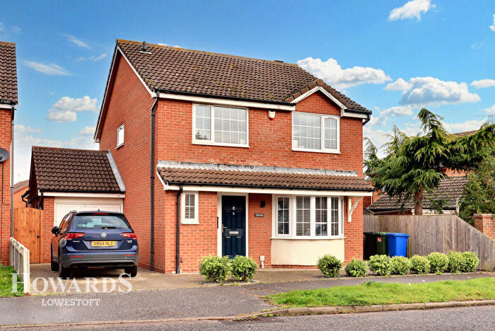 4 Bedroom Detached House For Sale In Ranville, Lowestoft, NR33