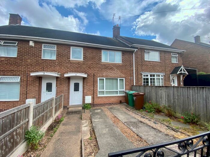 3 Bedroom House To Rent In Stanesby Rise, Clifton, NG11