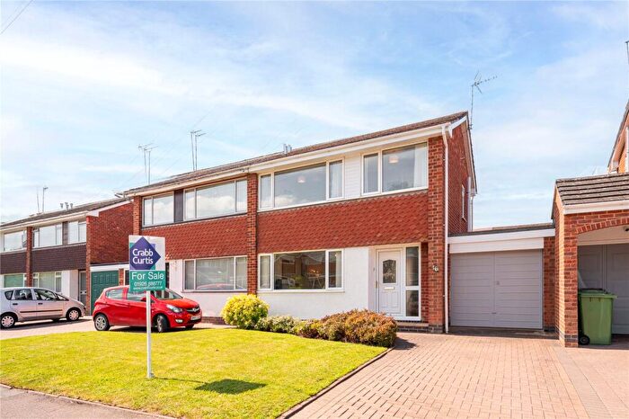 3 Bedroom Semi-Detached House For Sale In New Street, Cubbington, CV32