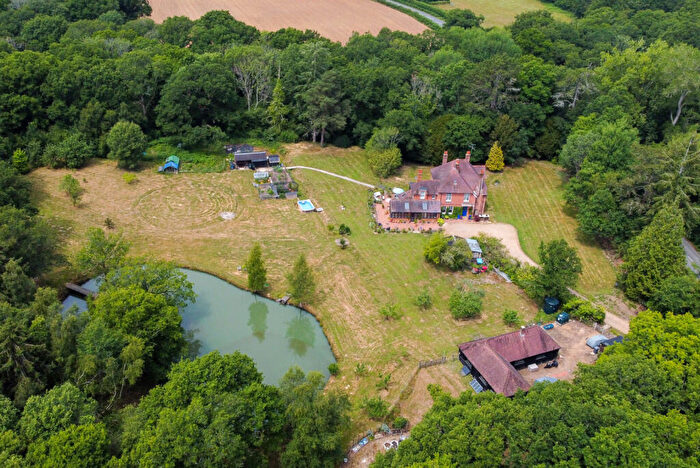 4 Bedroom Detached House For Sale In Shillinglee Road, Plaistow, RH14