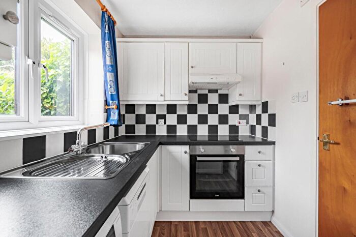 1 Bedroom Apartment For Sale In Old School Place, Burgess Hill, West Sussex, RH15