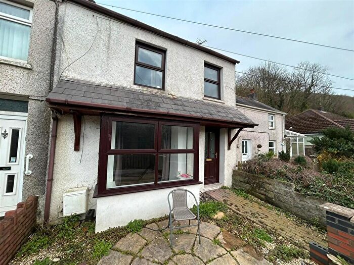 3 Bedroom Semi Detached House For Sale In Caerhendy, Port Talbot, SA13
