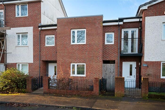 3 Bedroom Terraced House For Sale In Roydale Street, Miles Platting, Manchester, M40