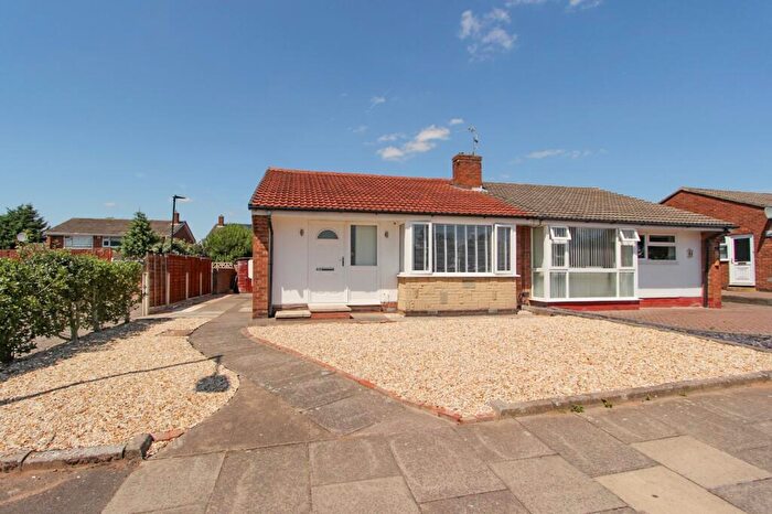 2 Bedroom Semi Detached House For Sale In Alston Road, Bessacarr, Doncaster, DN4