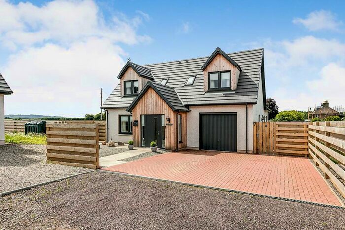 4 Bedroom Detached House For Sale In Laurencekirk, Aberdeenshire, AB30