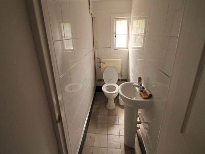 4 Bedroom House To Rent In Claremont Grove, Leeds, LS3