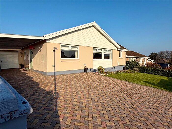 3 Bedroom Bungalow For Sale In Caldy Way, Milford Haven, Pembrokeshire, SA73