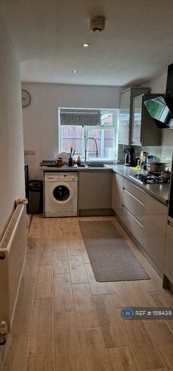 3 Bedroom End Of Terrace House To Rent In Eastwood Drive, Derby, DE23