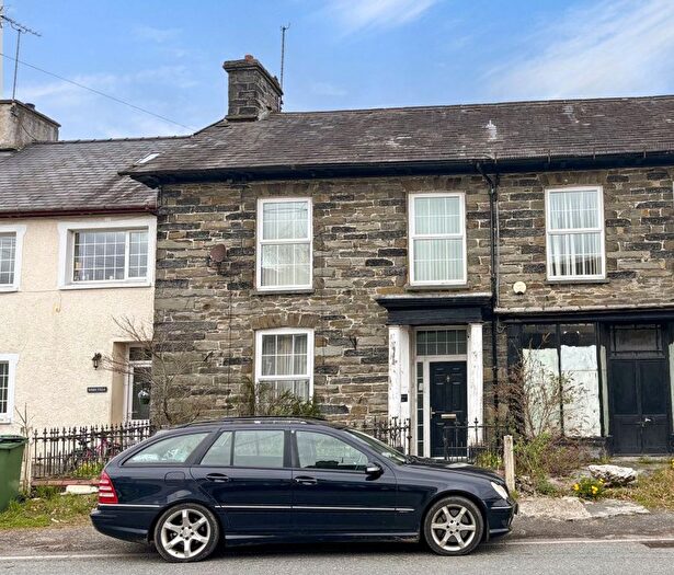 3 Bedroom Terraced House For Sale In Fountain Hall, Bridge Street, Pontrhydfendigaid, Ystrad Meurig, SY25