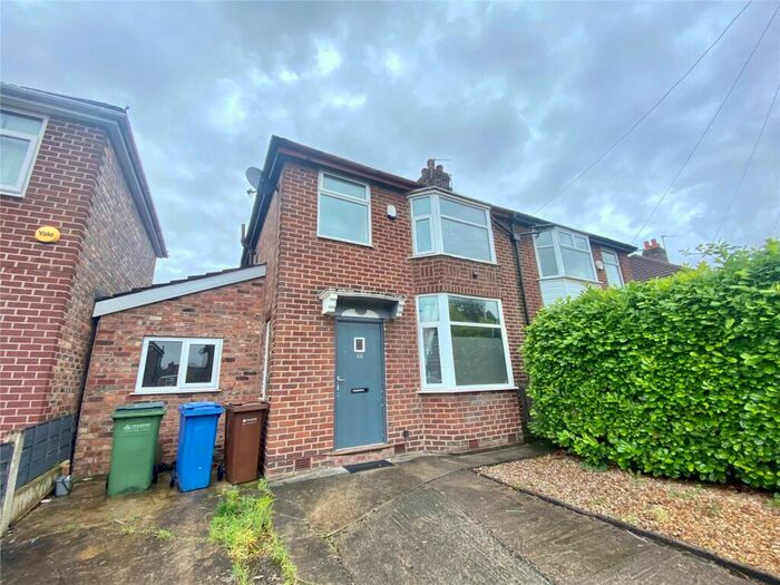 3 Bedroom Semi-Detached House To Rent In Betley Road, Reddish, Stockport, SK5