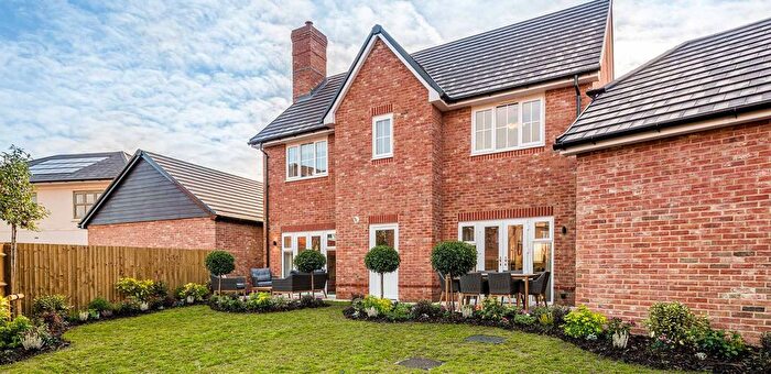 4 Bedroom Detached House For Sale In Wyatt Way, Wallingford, OX10