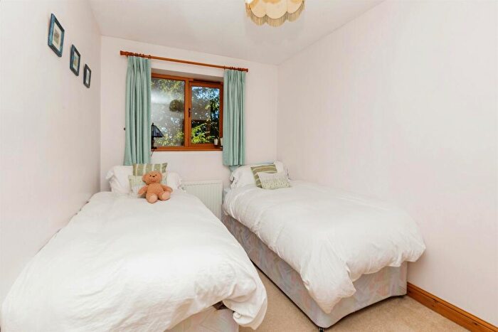 4 Bedroom Detached House For Sale In Manor Gardens, Grendon Underwood, Aylesbury, HP18