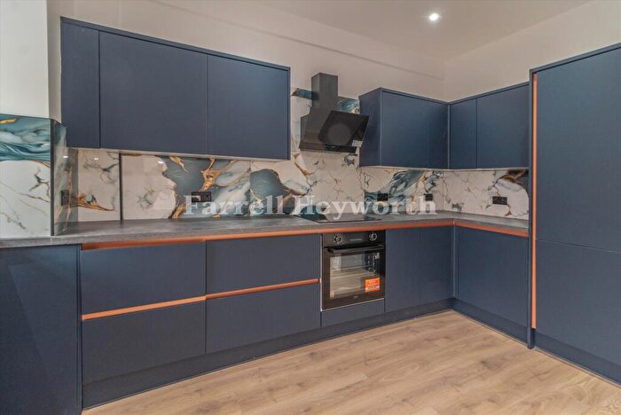 5 Bedroom Semi-Detached House For Sale In Bennett Avenue, Blackpool, FY1