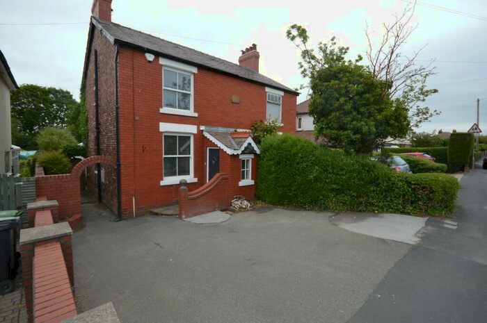 3 Bedroom Semi-Detached House To Rent In Chester Road, Poynton, SK12