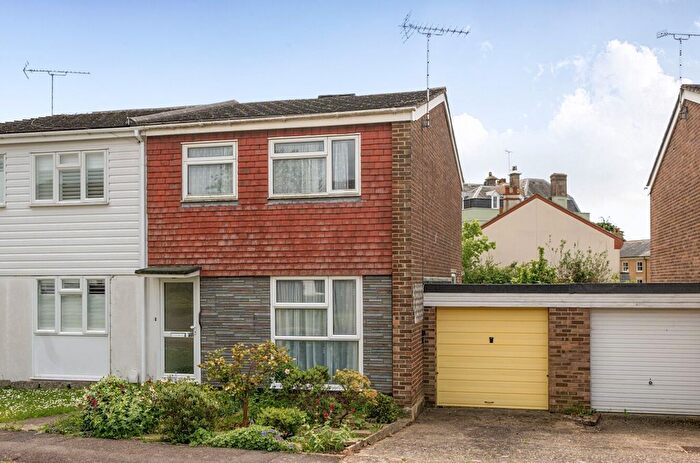 3 Bedroom End Of Terrace House For Sale In Little Breach, Chichester, PO19