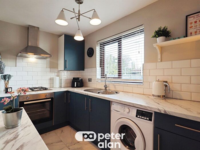 1 Bedroom Flat For Sale In Evansfield Road, Cardiff, CF14