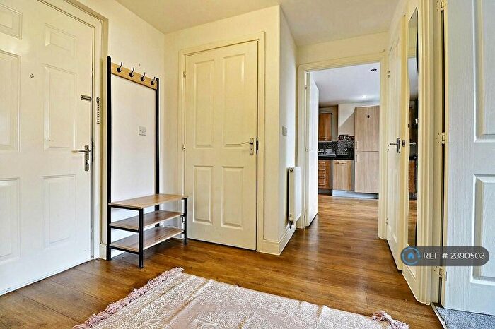 2 Bedroom Flat To Rent In Gabrielle House, Ilford, IG2