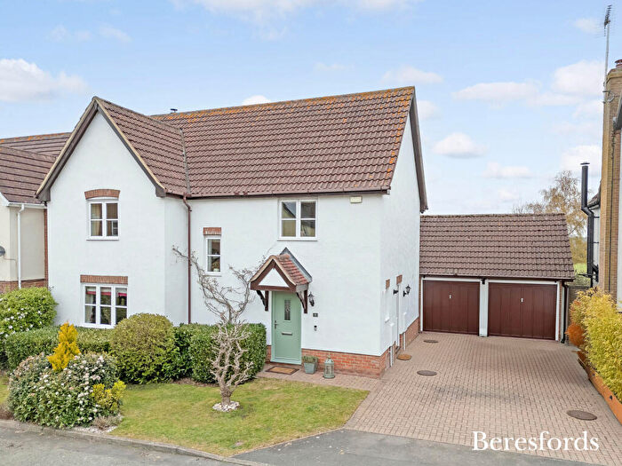 4 Bedroom Detached House For Sale In Salmons Close, Barnston, CM6