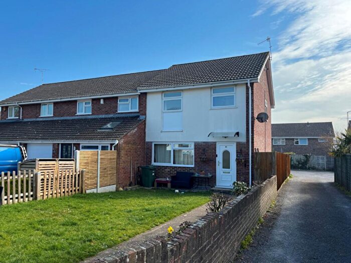3 Bedroom End Of Terrace House For Sale In Tetbury Gardens, Nailsea, North Somerset, BS48