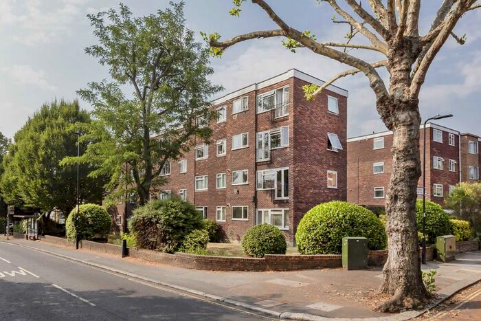 2 Bedroom Flat To Rent In Amherst Road, London W13