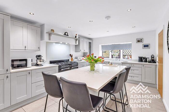 4 Bedroom Detached House For Sale In Ending Rake, Healey, OL12