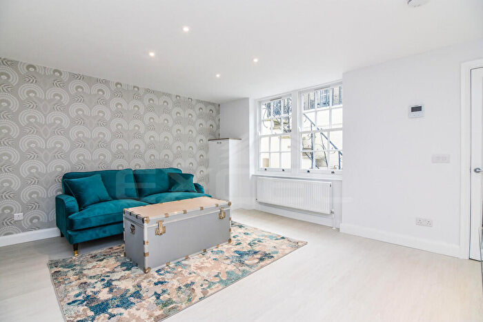 1 Bedroom Apartment To Rent In Balcombe Street, Marylebone, London, NW1