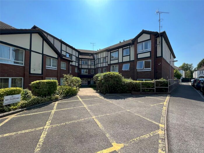 1 Bedroom Flat To Rent In Grosvenor Park, Pennhouse Avenue, Wolverhampton, West Midlands, WV4