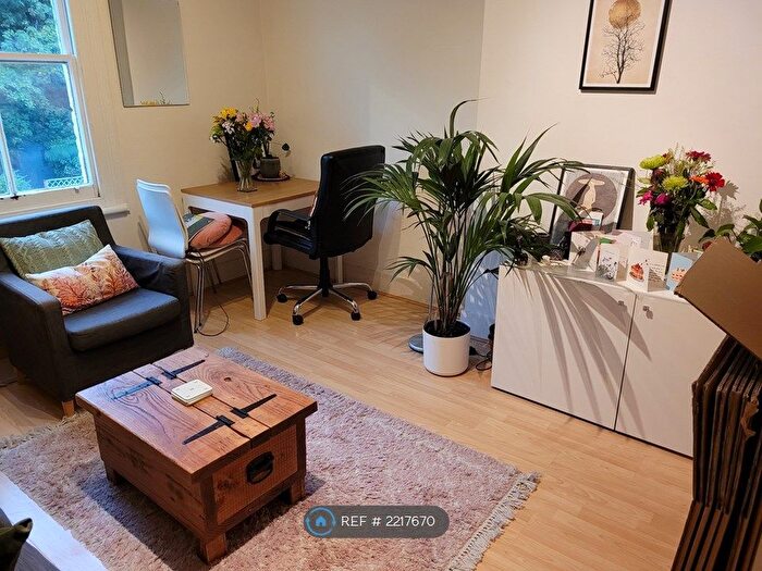 1 Bedroom Flat To Rent In Leigham Vale, London, SW16