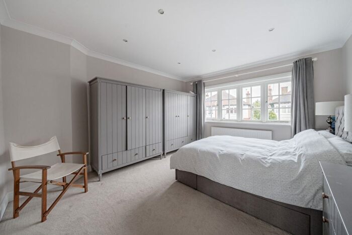 6 Bedroom Detached House For Sale In Kings Drive, Thames Ditton, KT7