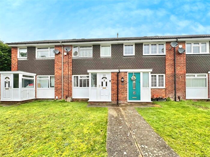 3 Bedroom Terraced House For Sale In Claremont Road, Hextable, Swanley, Kent, BR8