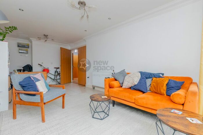 1 Bedroom Flat To Rent In Ment House, Mentmore Terrace, London Fields, E8