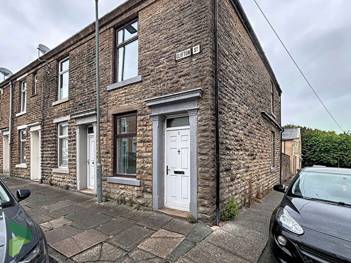 3 Bedroom End Of Terrace House For Sale In Clifton Street, Darwen, BB3