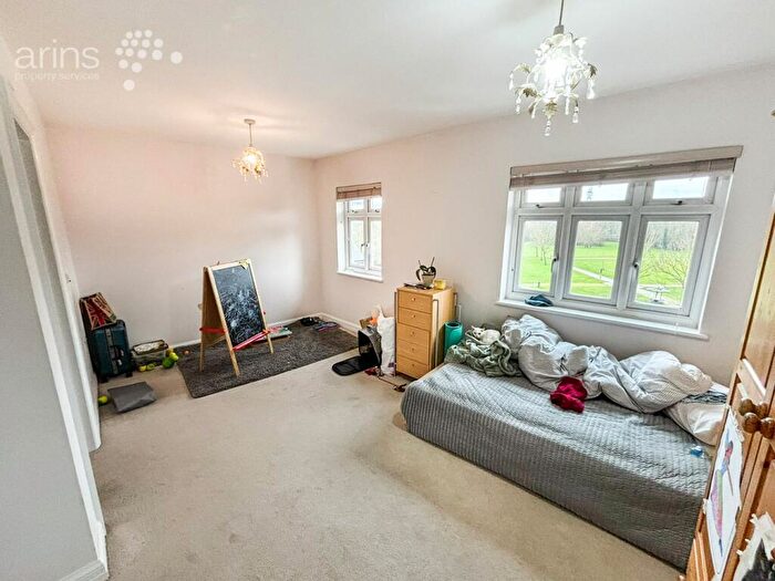 4 Bedroom Town House To Rent In Simmonds Crescent, Lower Earley, Reading, RG6