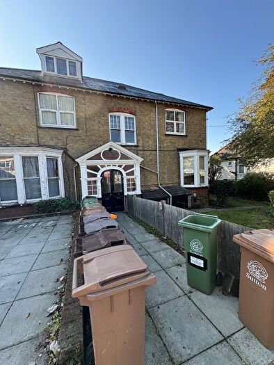 1 Bedroom Studio To Rent In Oakhill Road, Sutton, Surrey, SM1