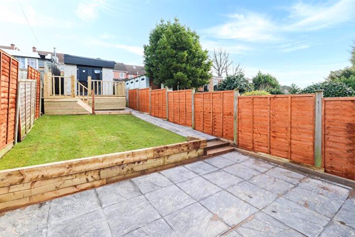 3 Bedroom Terraced House For Sale In Cornelius Street, Cheylesmore, Coventry, CV3