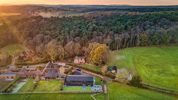 5 Bedroom Barn Conversion For Sale In Brakemill, Hagley, DY8