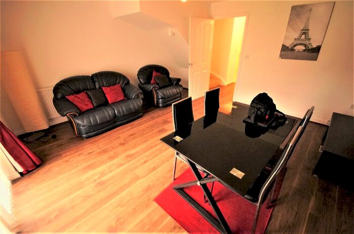 3 Bedroom Terraced House To Rent In Lancers Walk, Coventry, CV3