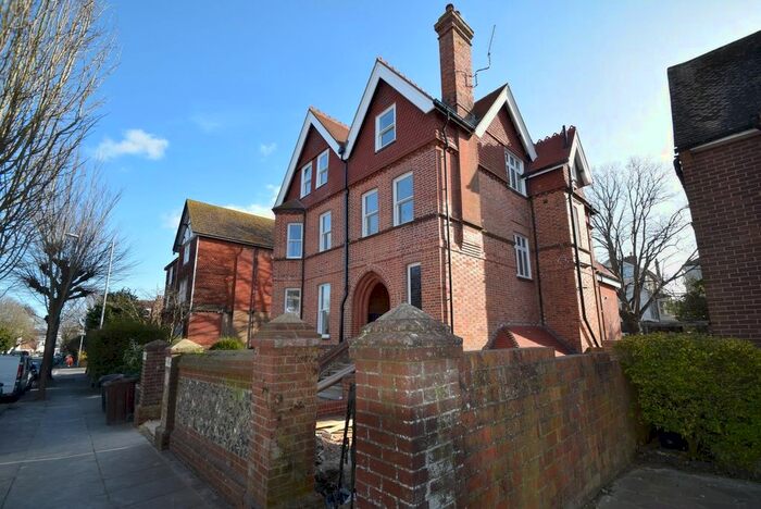 1 Bedroom Flat To Rent In St. Annes Road, Eastbourne, BN21