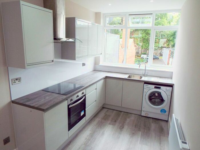 1 Bedroom Flat To Rent In Broad Street, Reading, RG1