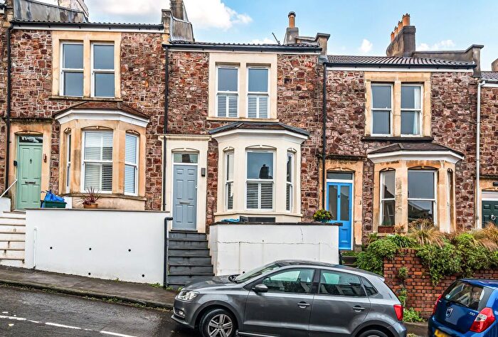 3 Bedroom Terraced House For Sale In Southernhay Avenue, Bristol, BS8