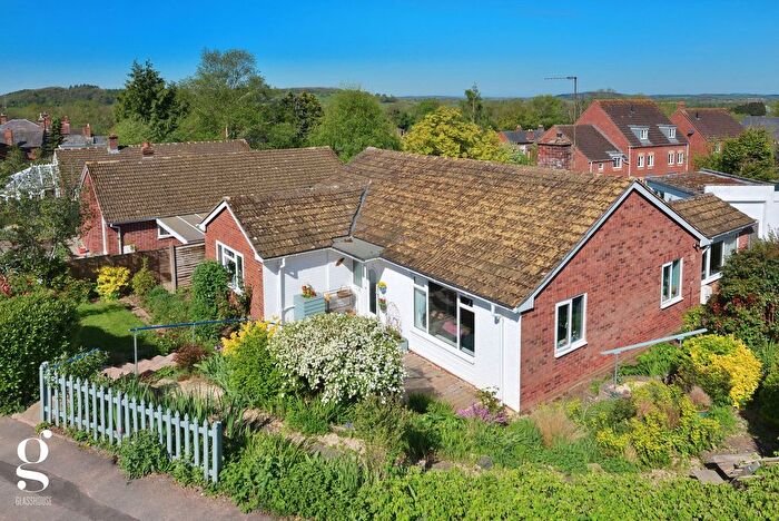 3 Bedroom Bungalow For Sale In Knapp Close, Ledbury, HR8