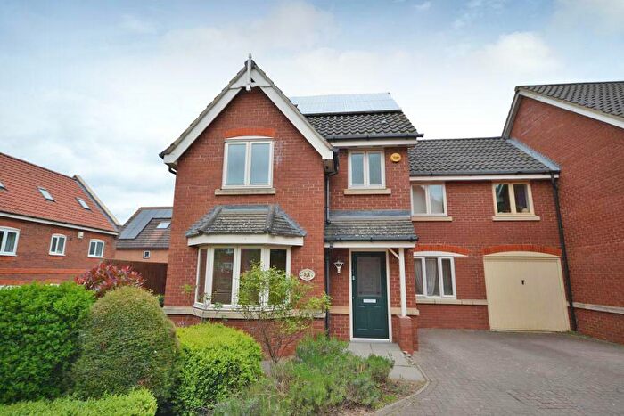 3 Bedroom Semi-Detached House To Rent In Foxley Place, Loughton, Milton Keynes, Buckinghamshire, MK5