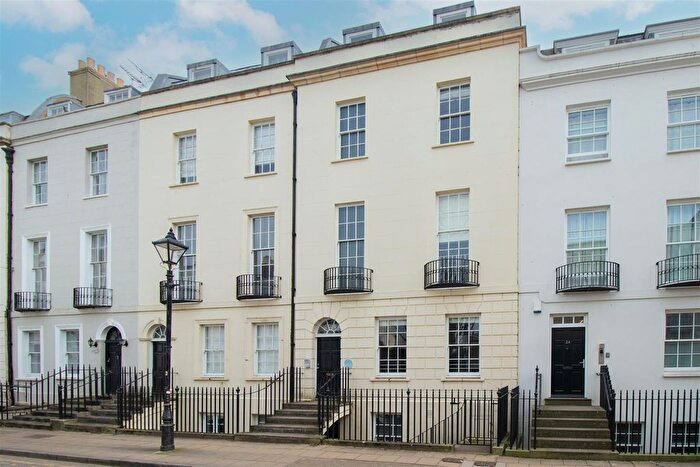 1 Bedroom Flat To Rent In St. Georges Place, Cheltenham, GL50