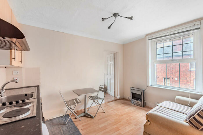 1 Bedroom Apartment To Rent In York Road, Guildford, GU1