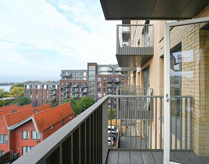 1 Bedroom Apartment To Rent In Shearwater Drive, London, NW9