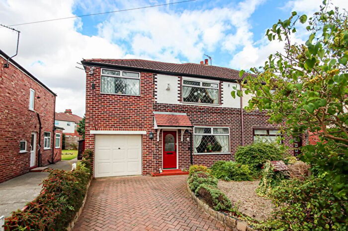 3 Bedroom Semi-Detached House For Sale In Fishermore Road, Flixton, Manchester, M41