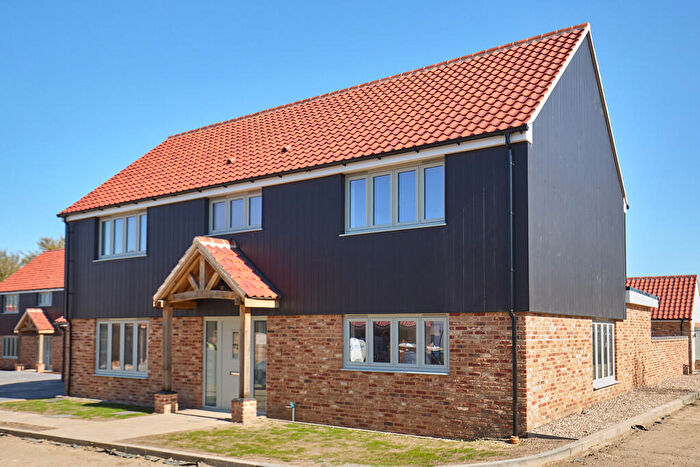 4 Bedroom Detached House For Sale In The Waterford, St Peters Gardens, Great Moulton, Norfolk, NR15