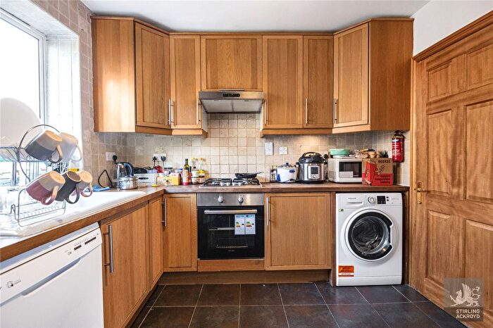 2 Bedroom Flat To Rent In Abercorn Place, London, NW8