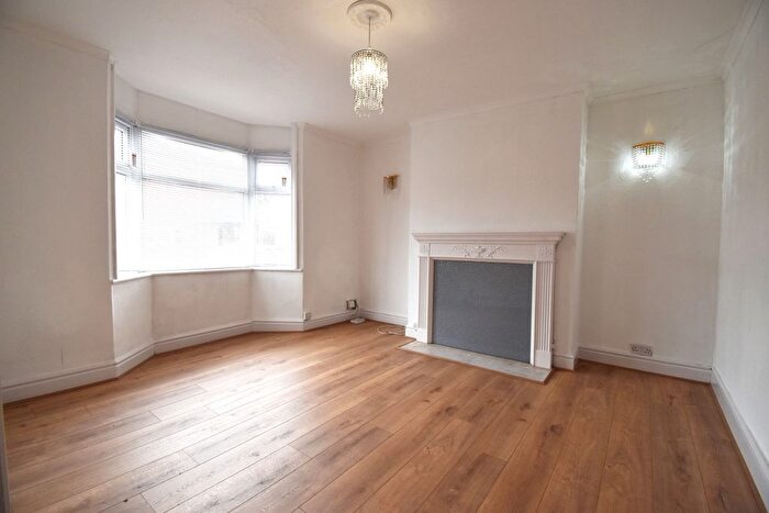 3 Bedroom Terraced House To Rent In Stoke Row, Coventry, CV2